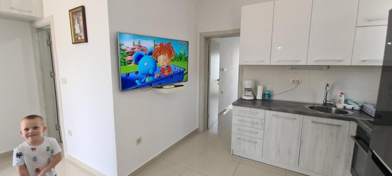 בודווה Guest House Ugljevarevic מראה חיצוני תמונה